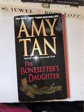 Pre-owned copy of The Bonesetter’s Daughter by Amy Tan